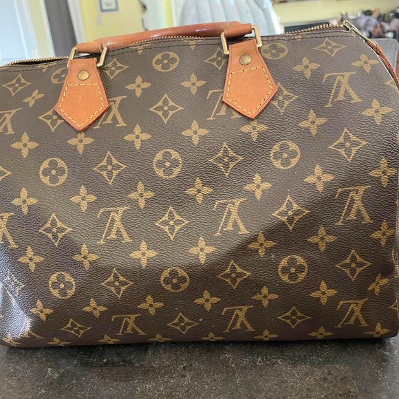 Authentic Louis Vuitton Monogram Speedy 30 - Picture 14 of 14